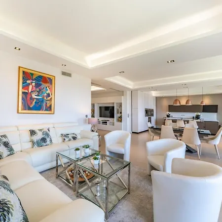 Stunning 3 Bedrooms On The Croisette アパート