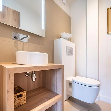 Stunning 3 Bedrooms On The Croisette * カンヌ