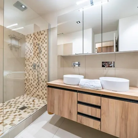 Stunning 3 Bedrooms On The Croisette アパート