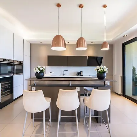 Stunning 3 Bedrooms On The Croisette カンヌ